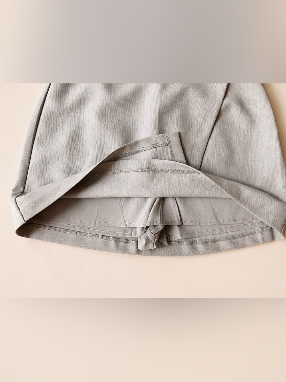 Abercrombie Scarlett Asymetric Mini Skort Taupe S - Picture 3 of 6